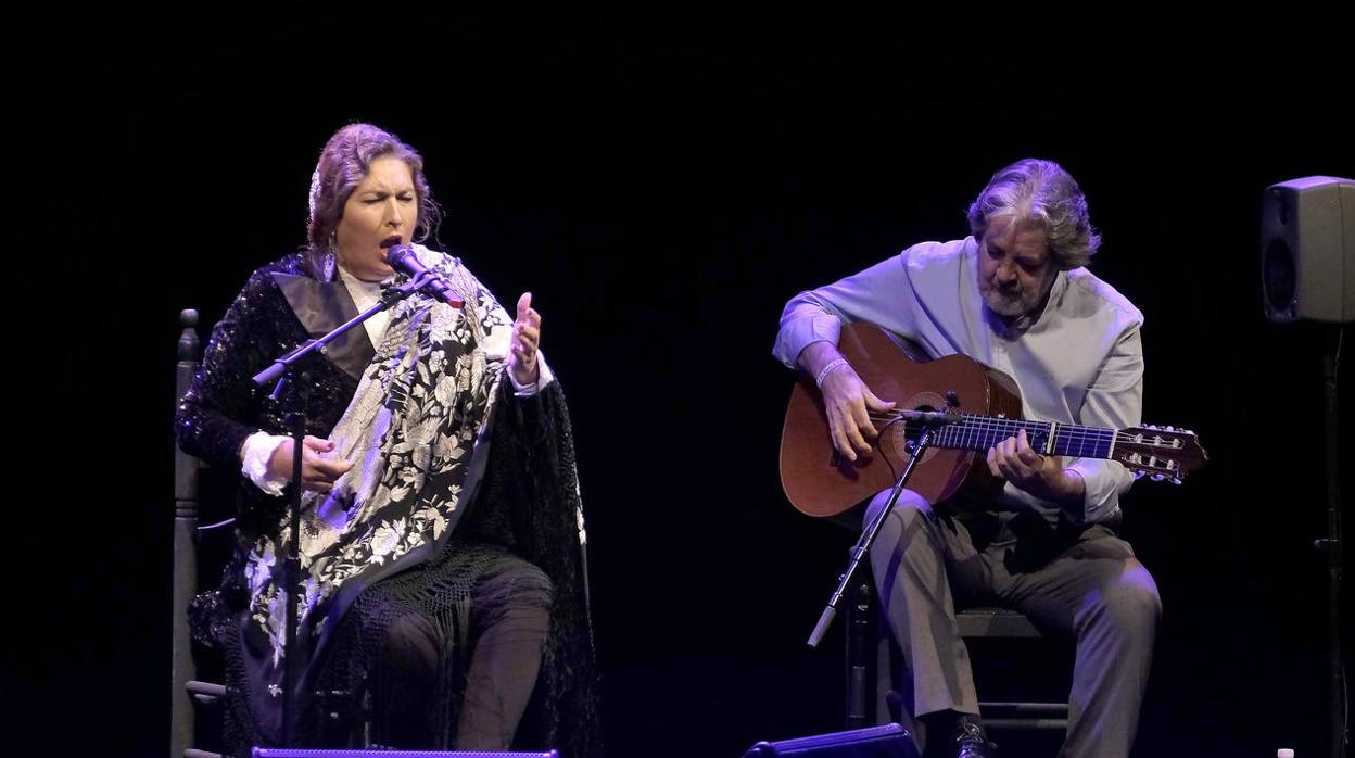 Estrella Morente y Rafael Riqueni ponen el broche de oro a la Bienal