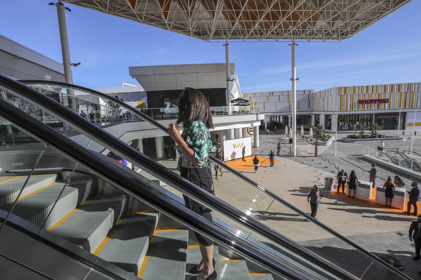 En imágenes, la inauguración del centro comercial Way Dos Hermanas