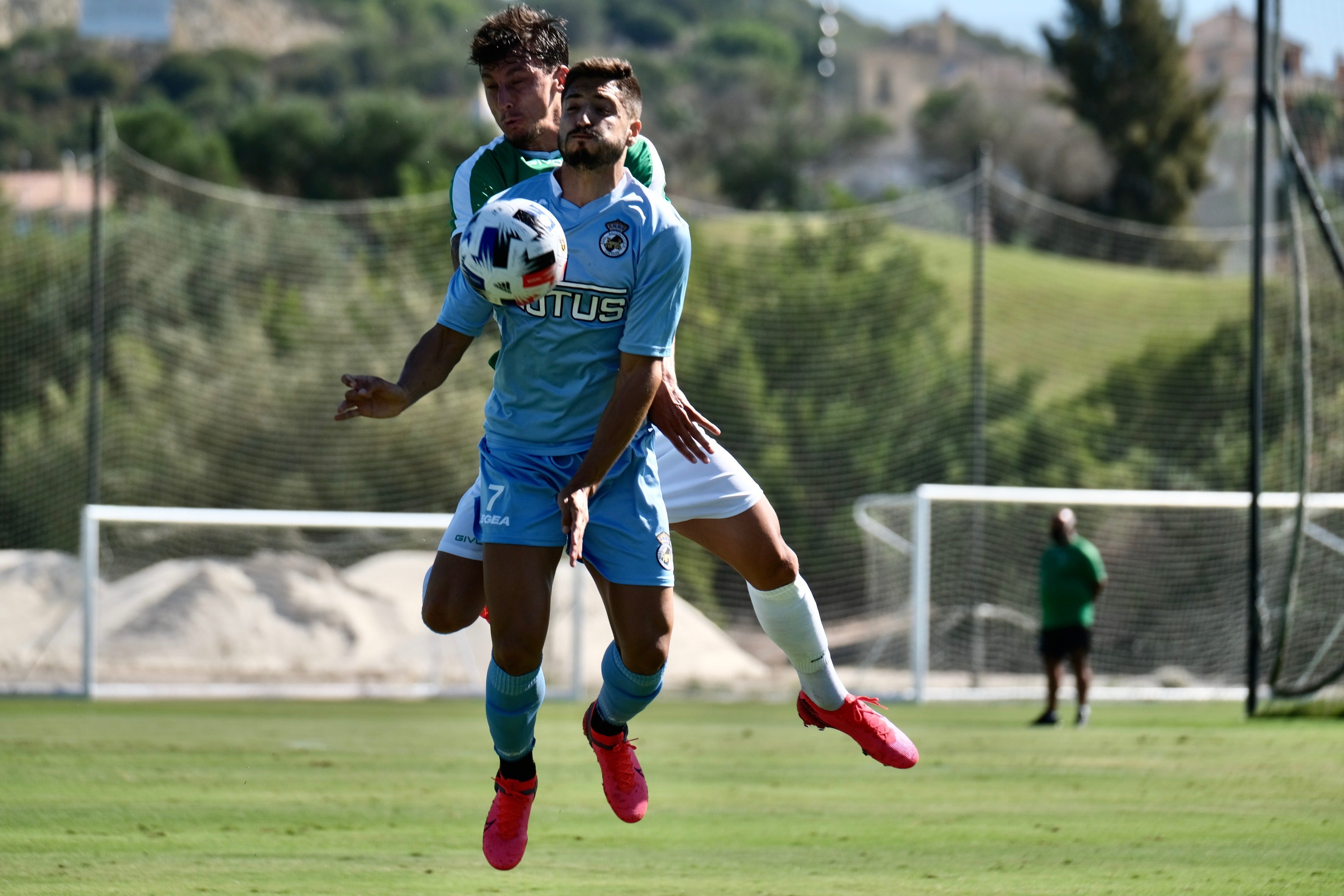 El Córdoba CF-Linense en Montecastillo, en imágenes