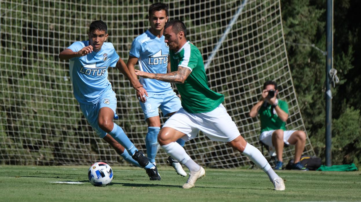 El Córdoba CF-Linense en Montecastillo, en imágenes