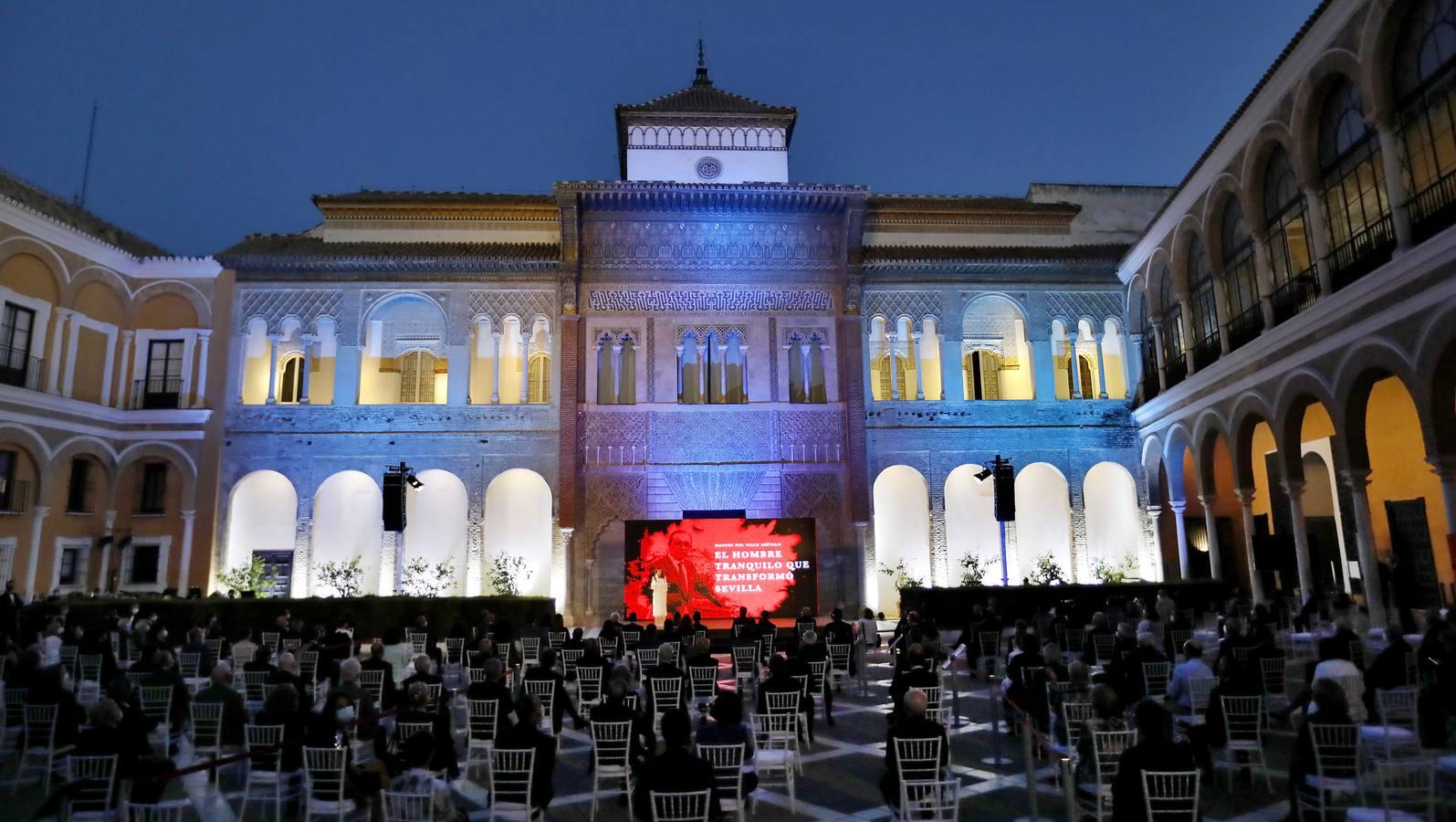 En imágenes, el homenaje póstumo al alcalde de Sevilla Manuel del Valle