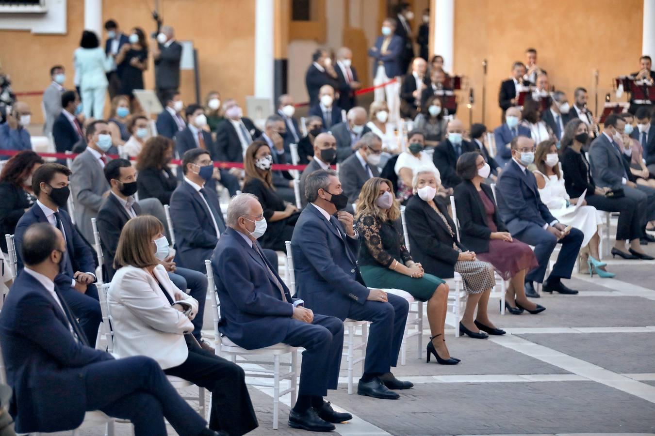 En imágenes, el homenaje póstumo al alcalde de Sevilla Manuel del Valle