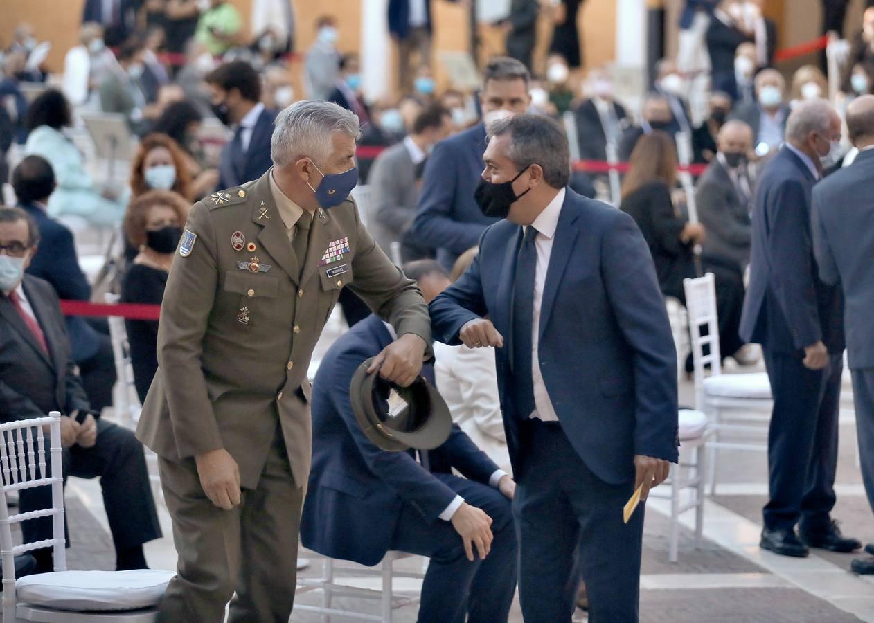 En imágenes, el homenaje póstumo al alcalde de Sevilla Manuel del Valle