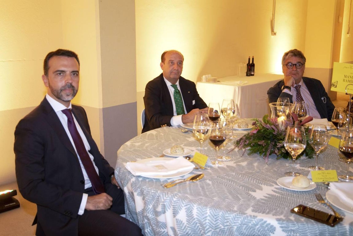 Javier Millán de Cózar, Joaquín Moeckel Gil y Celso Pareja-Obregón López-Pazo