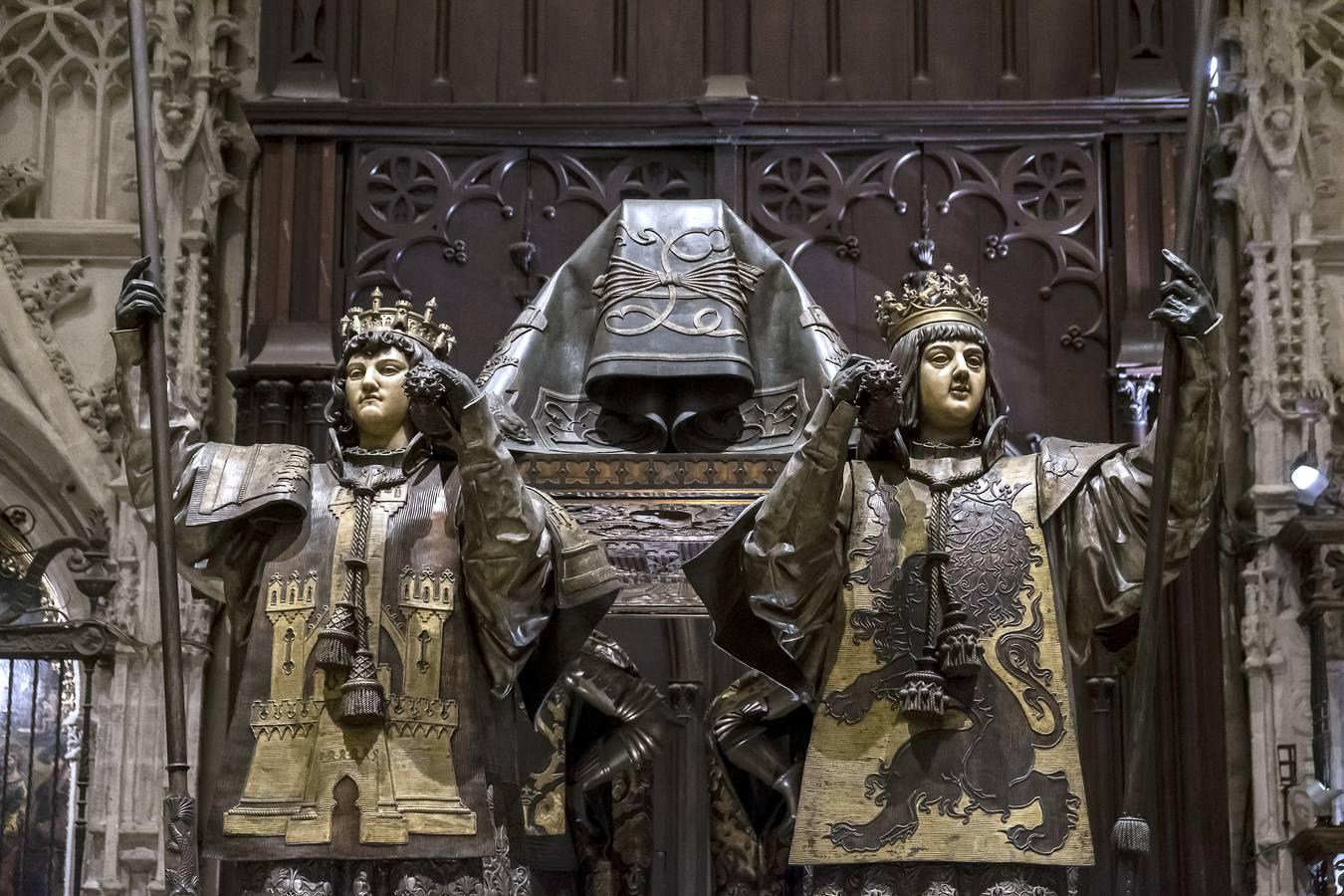 Tumba de Cristóbal Colón en la Catedral de Sevilla