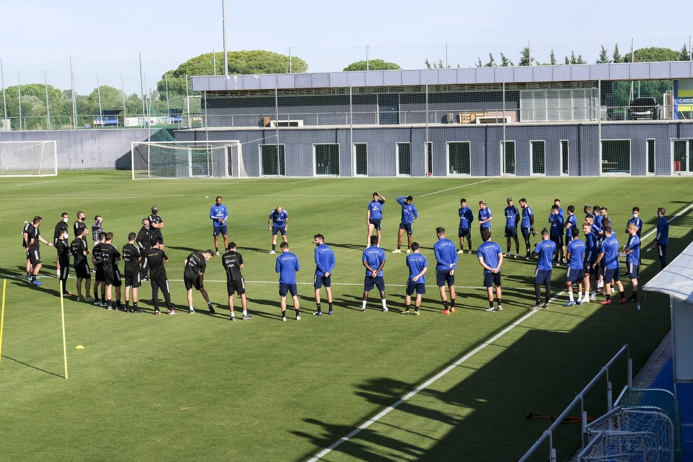 Fotos: Las nuevas caras del Cádiz CF de Primera en entrenamiento