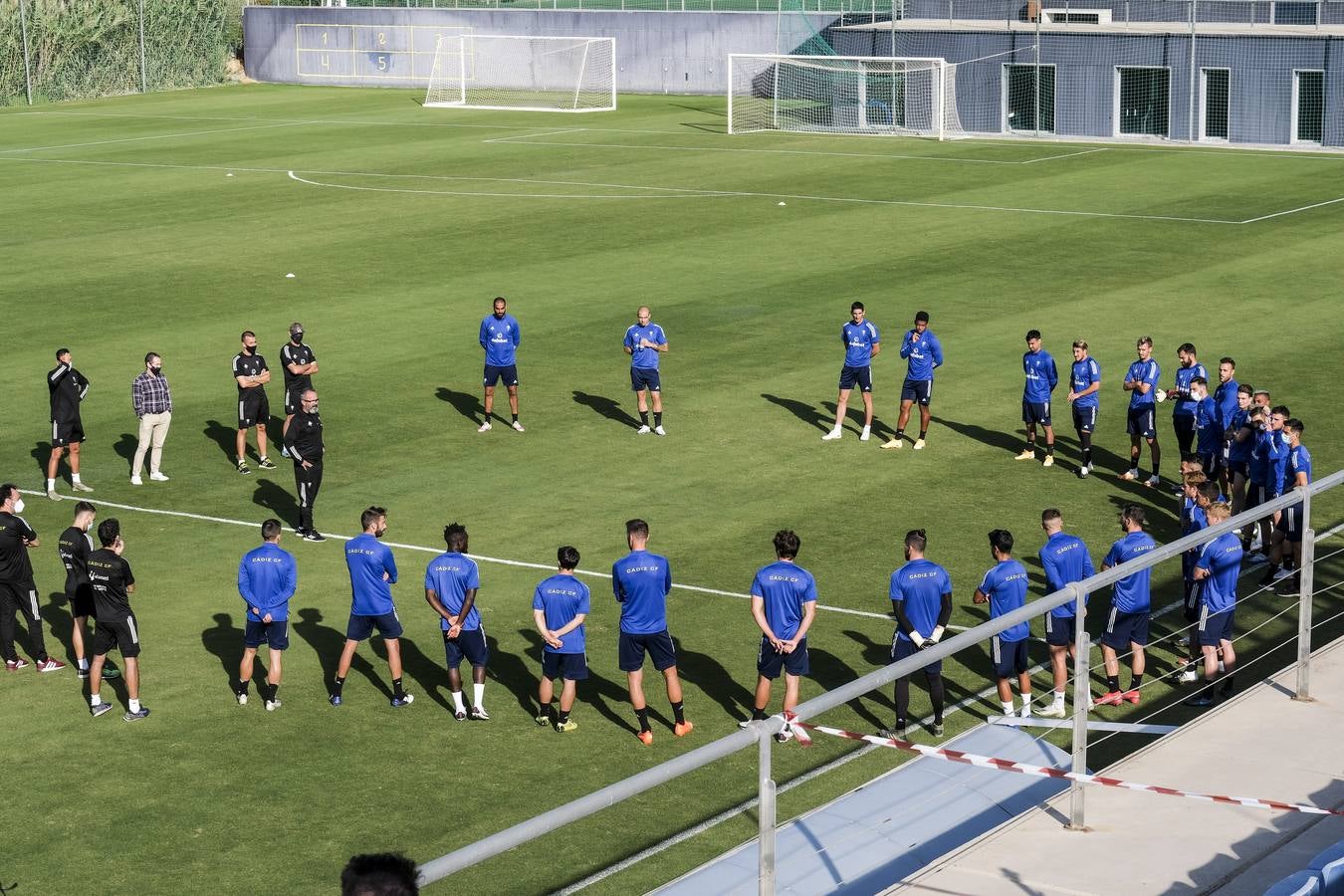 Fotos: Las nuevas caras del Cádiz CF de Primera en entrenamiento