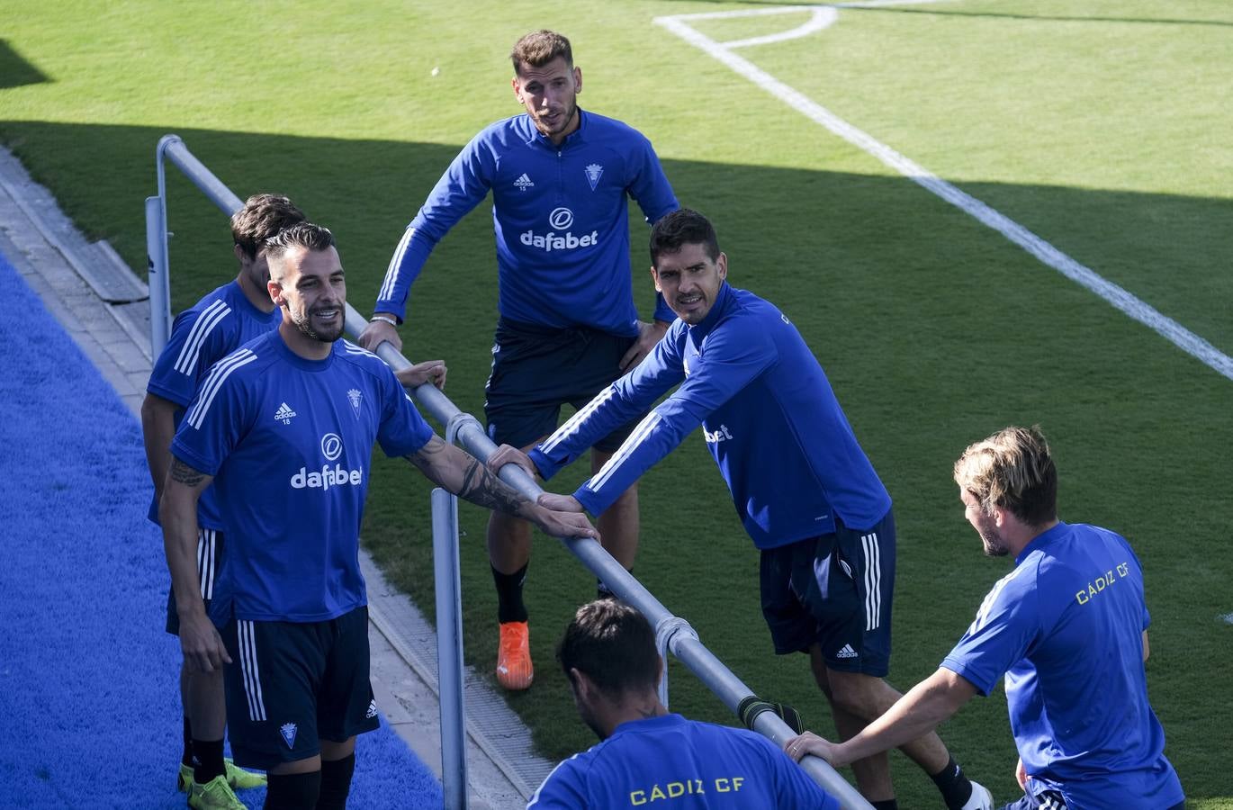 Fotos: Las nuevas caras del Cádiz CF de Primera en entrenamiento