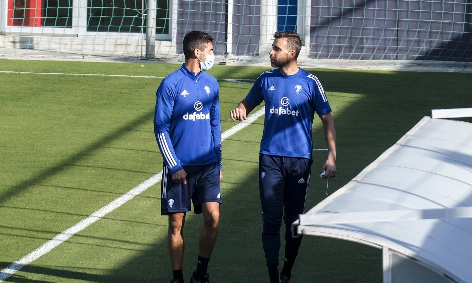 Fotos: Las nuevas caras del Cádiz CF de Primera en entrenamiento