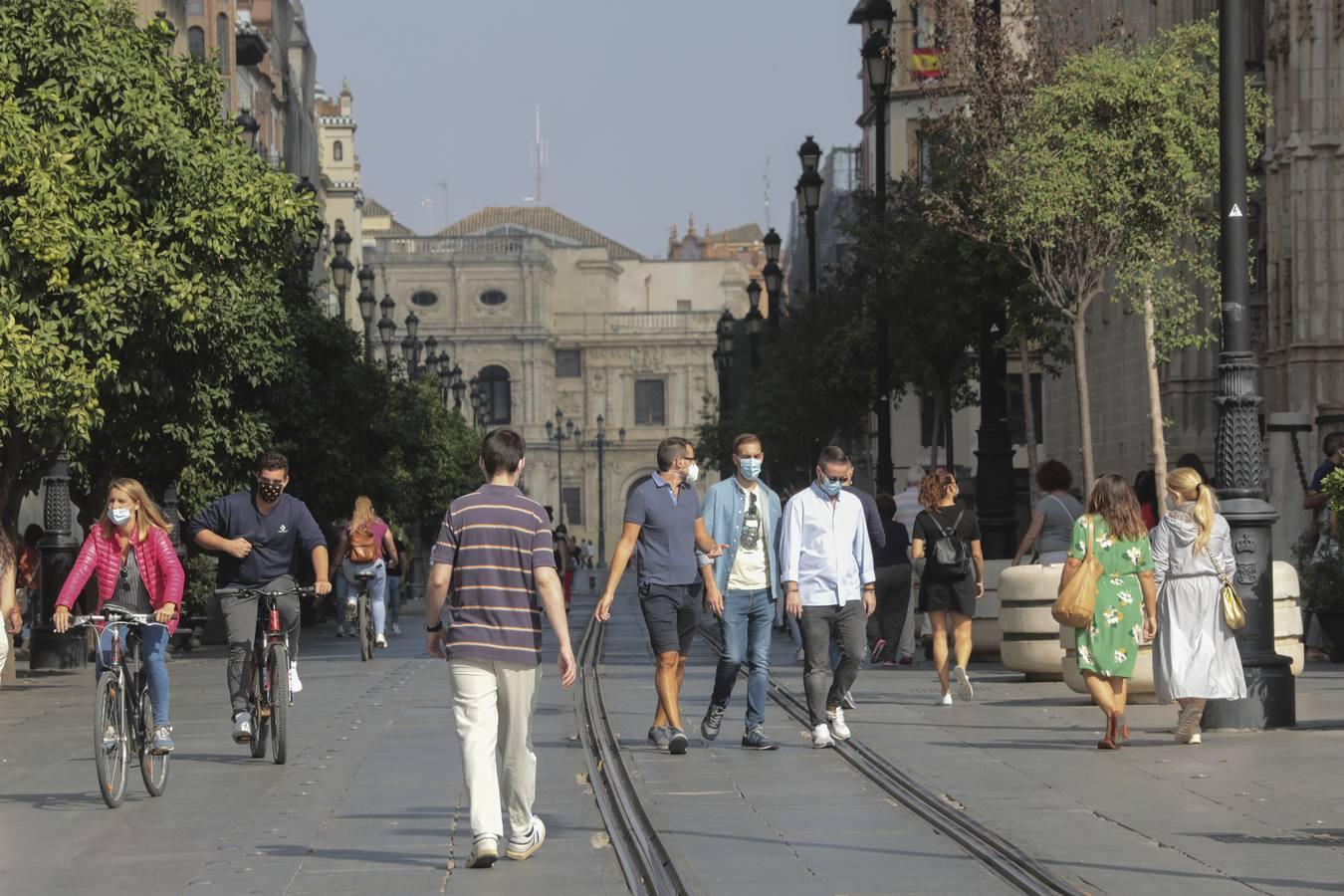 En imágenes, turistas en el centro de Sevilla durante este puente