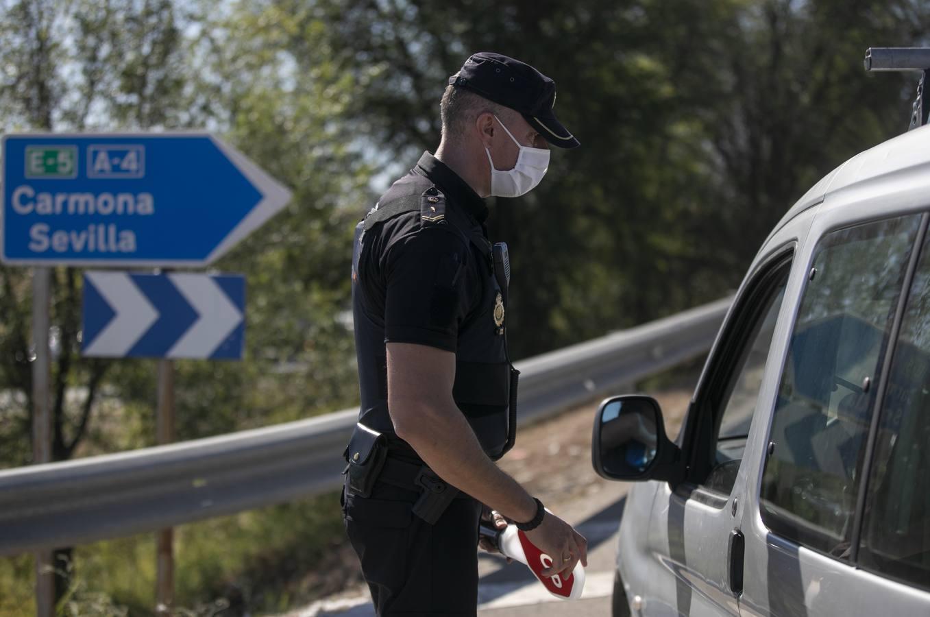 En imágenes, primer día de confinamiento en Écija