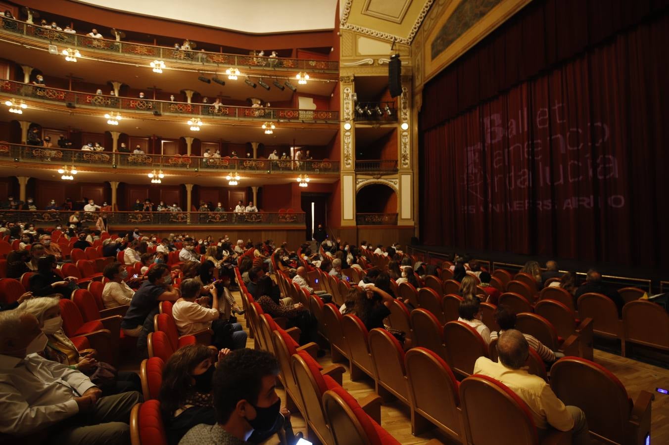 El espectáculo del Ballet Flamenco de Andalucía, en imágenes