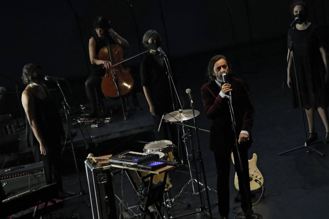 Miguel Martín, listo para abrir la temporada del Teatro Central con el estreno de «Árbol»