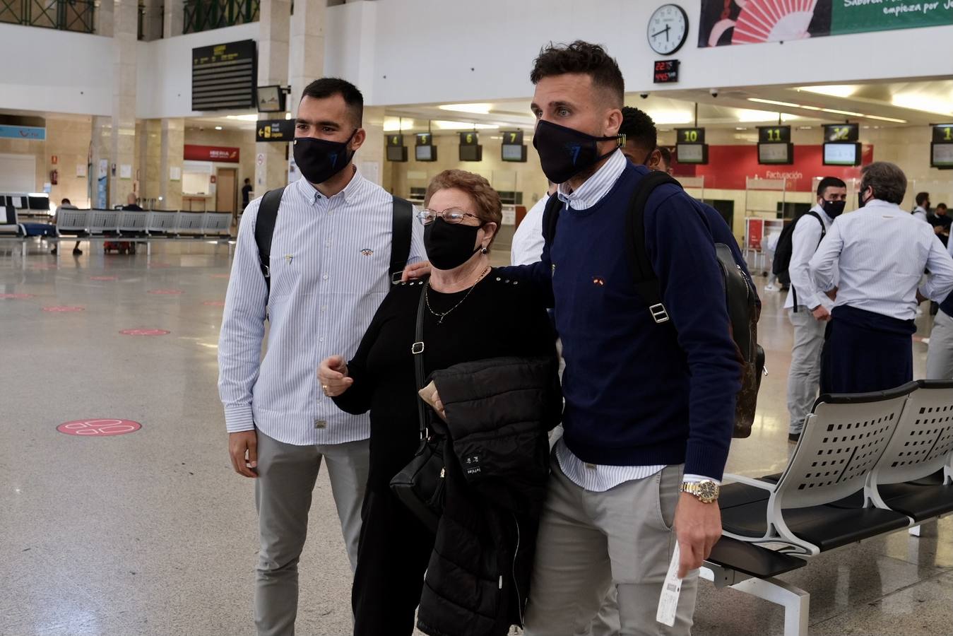 FOTOS: Así ha viajado el Cádiz CF hacia Madrid