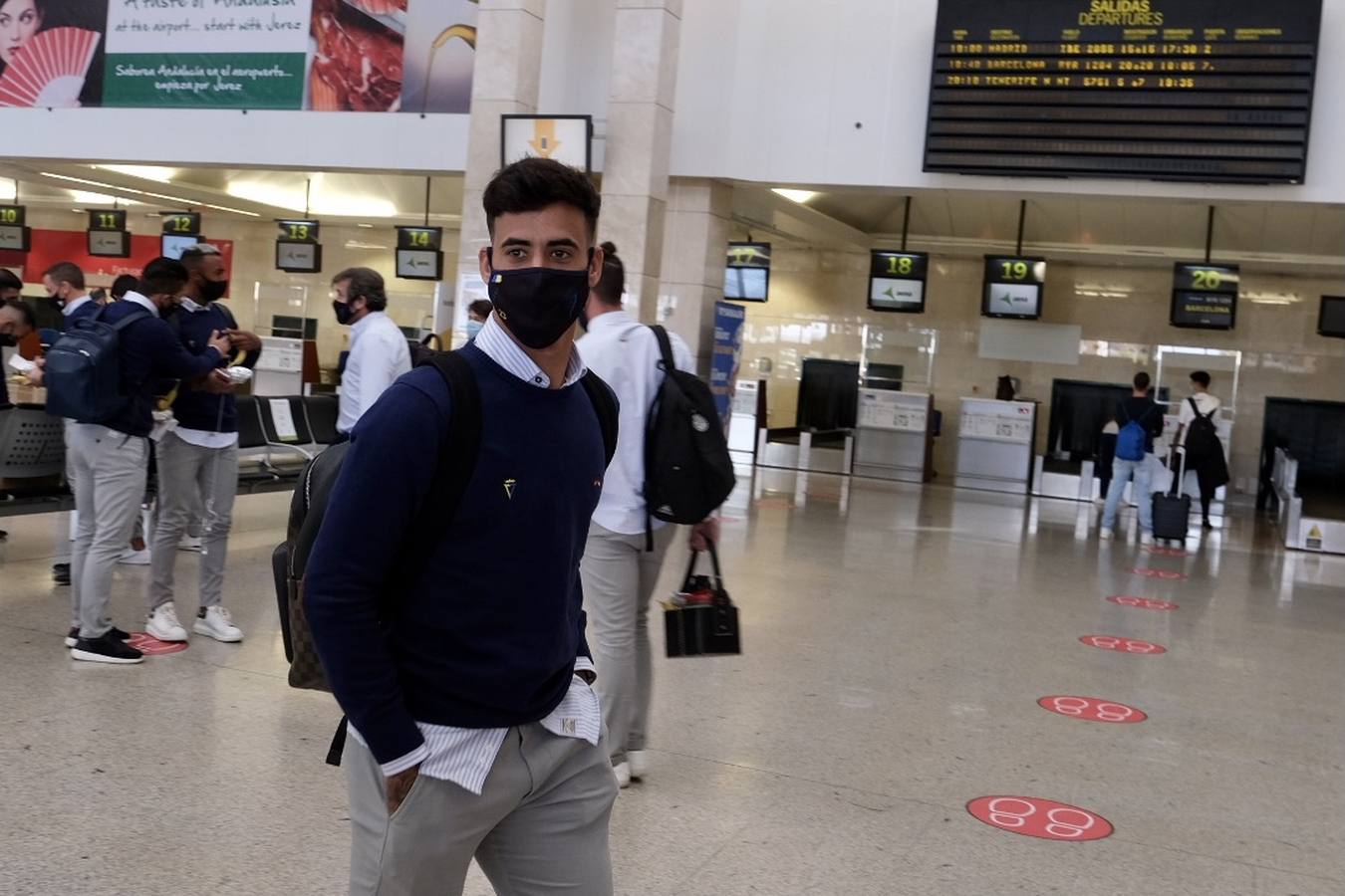 FOTOS: Así ha viajado el Cádiz CF hacia Madrid