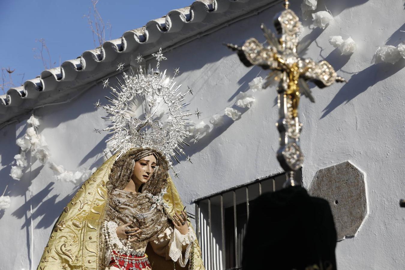 El rosario de la Virgen de la Paz y Esperanza de Córdoba, en imágenes