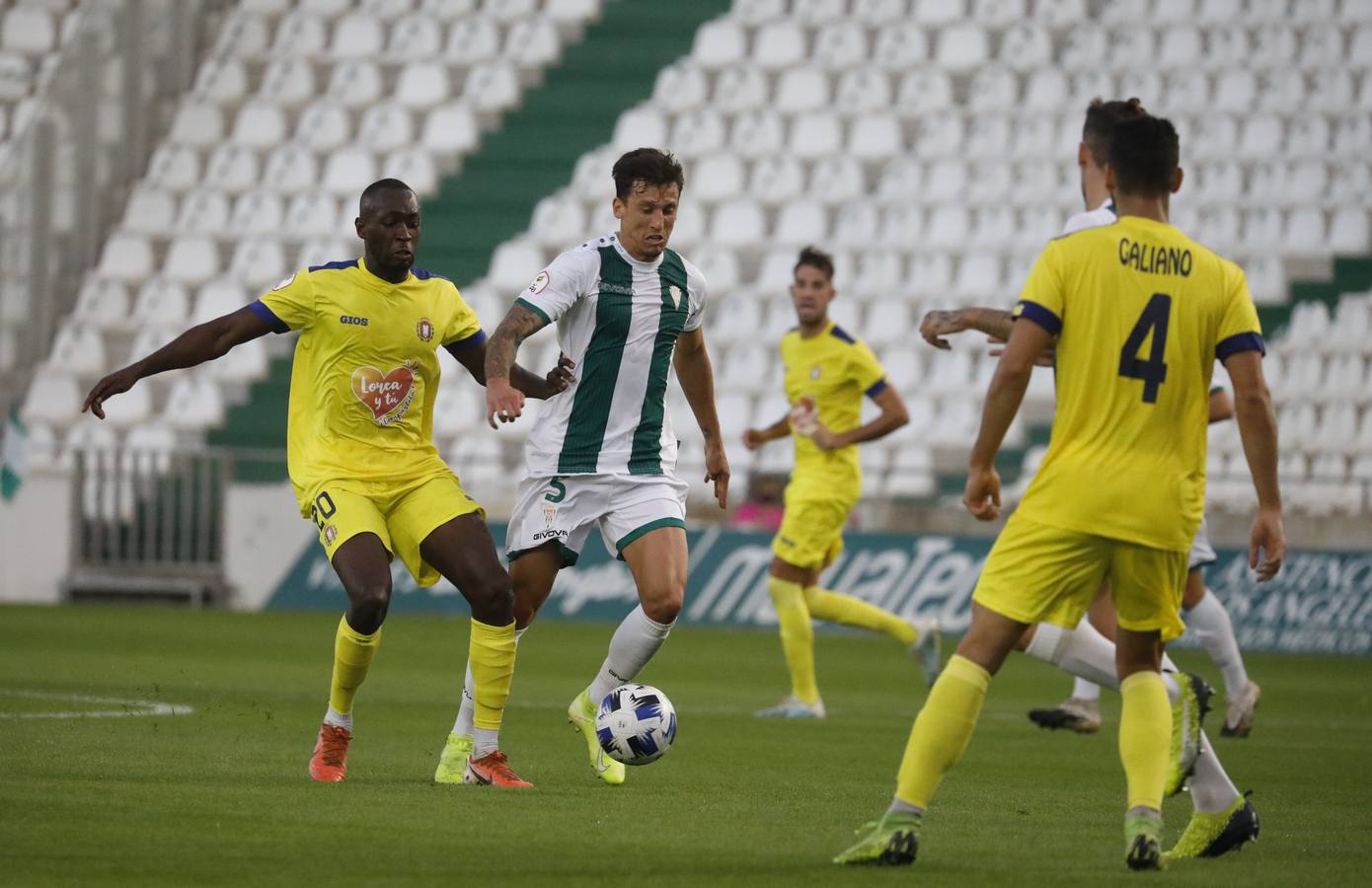 Las mejores jugadas del Córdoba CF-Lorca Deportiva, en imágenes