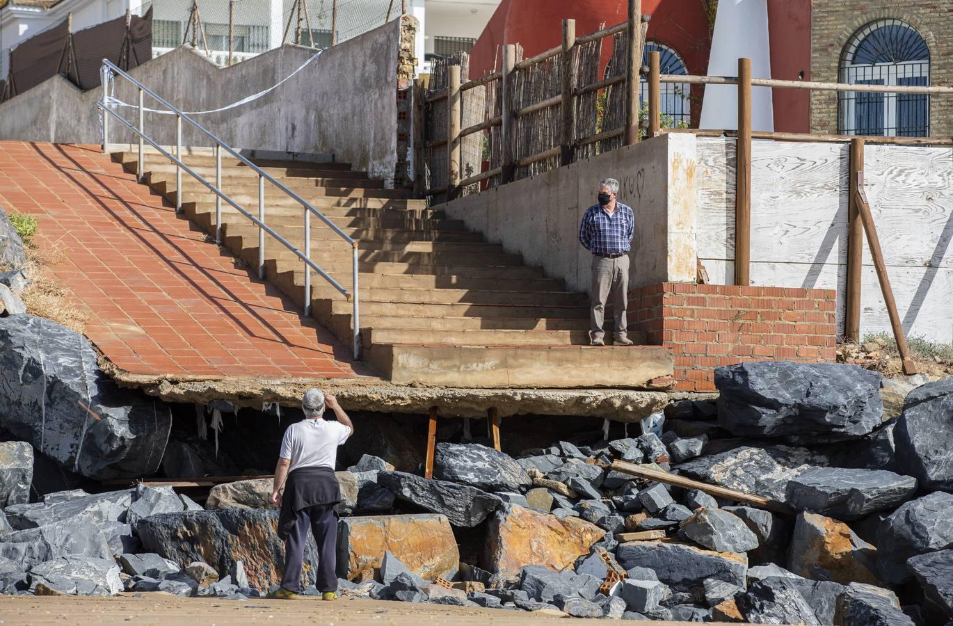 En imágenes, los destrozos causados por el temporal en la playa de El Portil