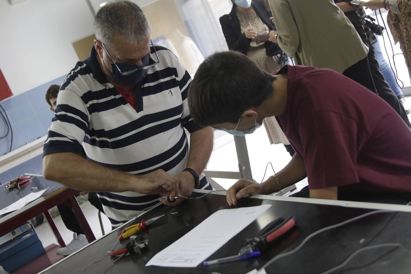 El Polígono Sur estrena escuela ocupacional de la Fundación don Bosco