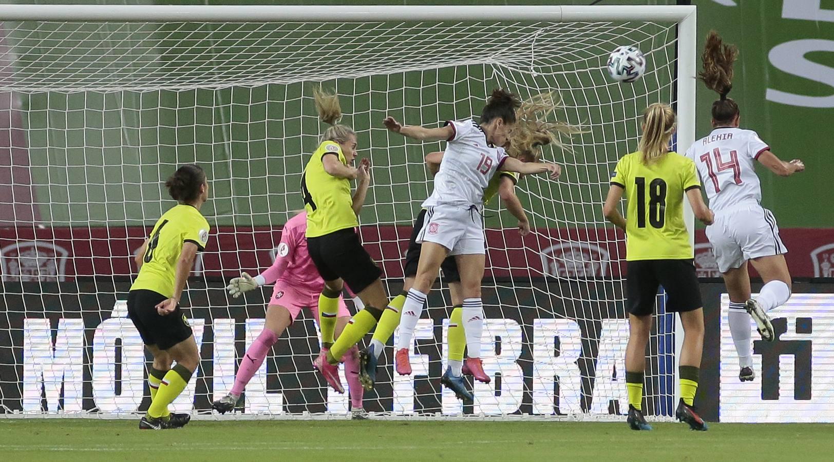 Las mejores imágenes del partido entre las selecciones femeninas de España y República Checa