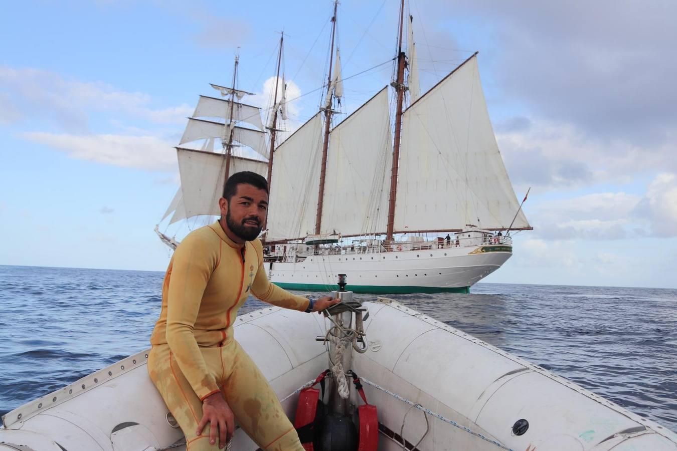 En imágenes: Así ha sido el cruce del Estrecho de Magallanes del buque escuela Juan Sebastián de Elcano