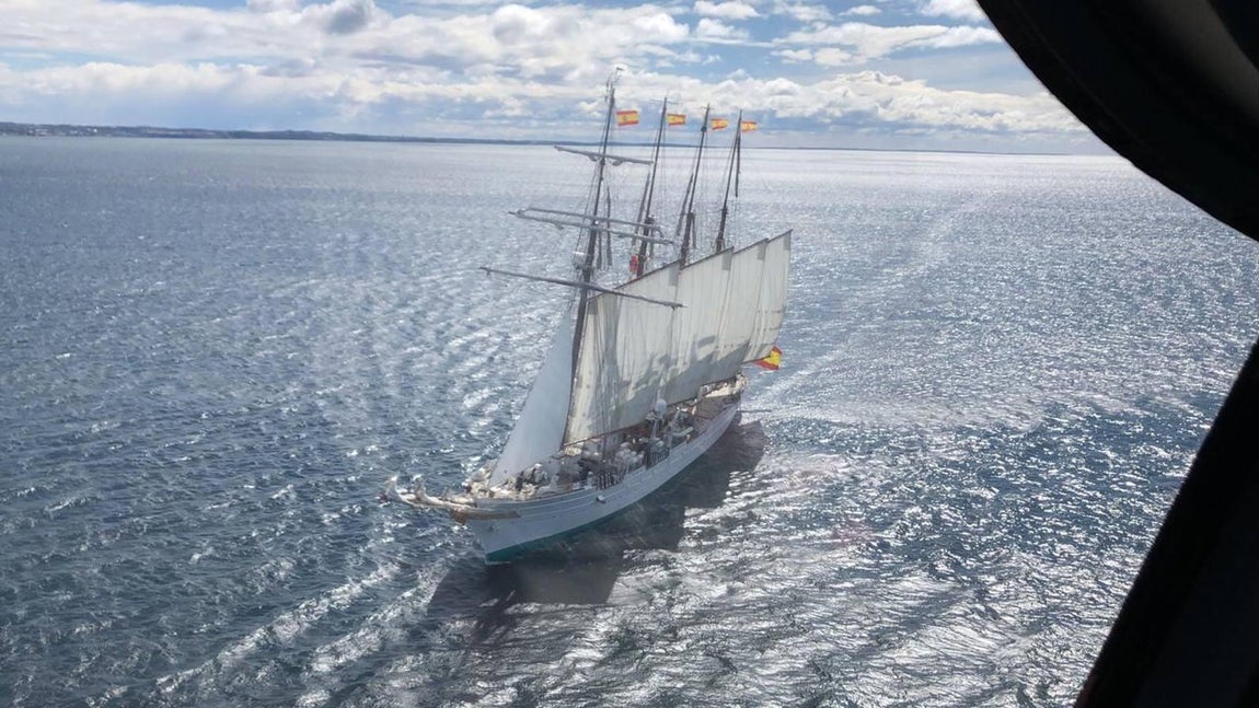 En imágenes: Así ha sido el cruce del Estrecho de Magallanes del buque escuela Juan Sebastián de Elcano