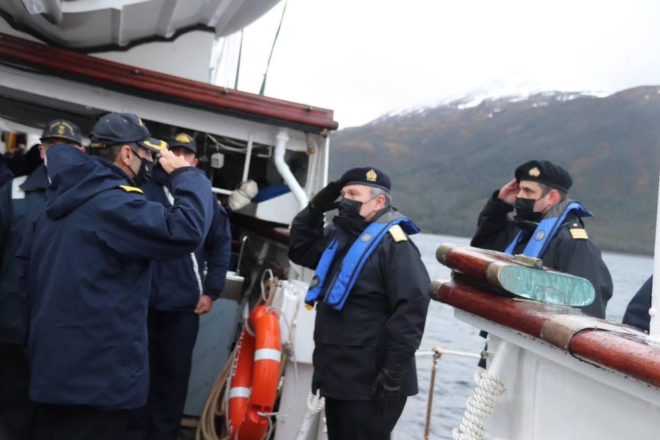 En imágenes: Así ha sido el cruce del Estrecho de Magallanes del buque escuela Juan Sebastián de Elcano