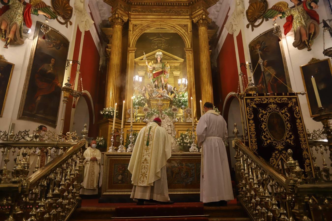 La misa en honor a San Rafael en Córdoba, en imágenes