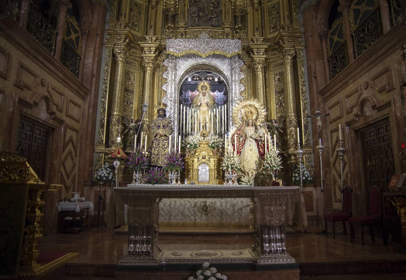 El altar de la función principal de instituto de la Macarena