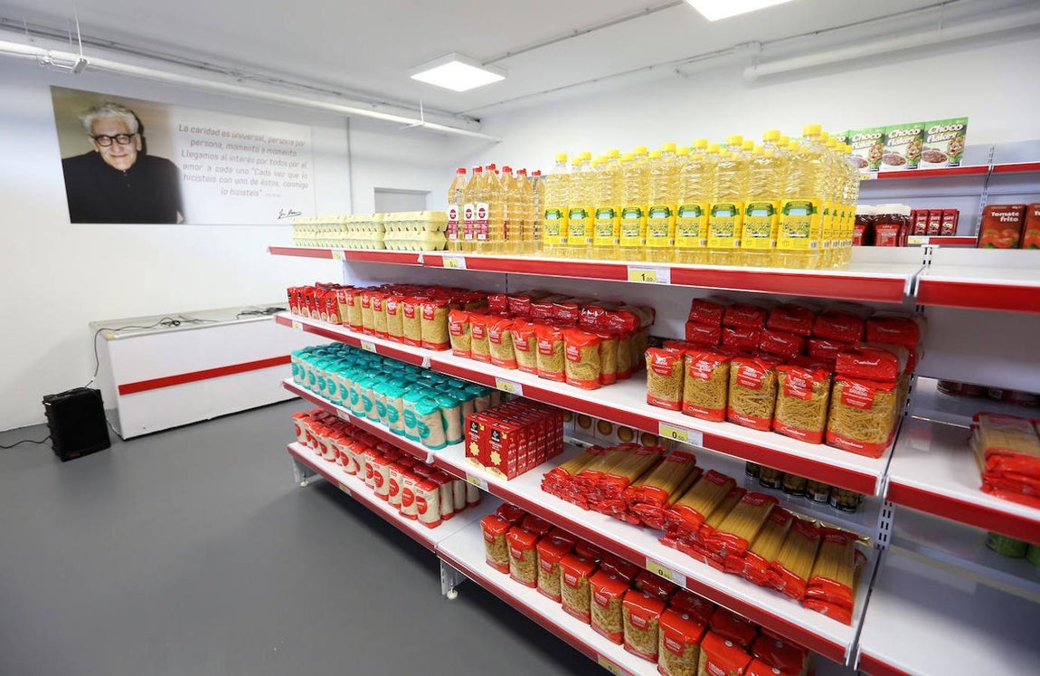 La inauguración del economato «José Rivera» de Toledo, en imágenes