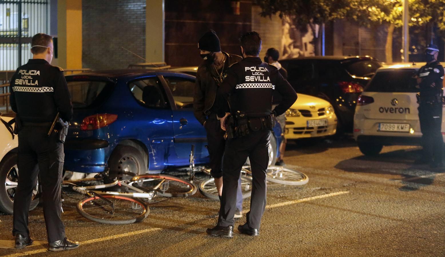 En fotos, despliegue policial en Sevilla para vigilar el toque de queda y evitar algaradas