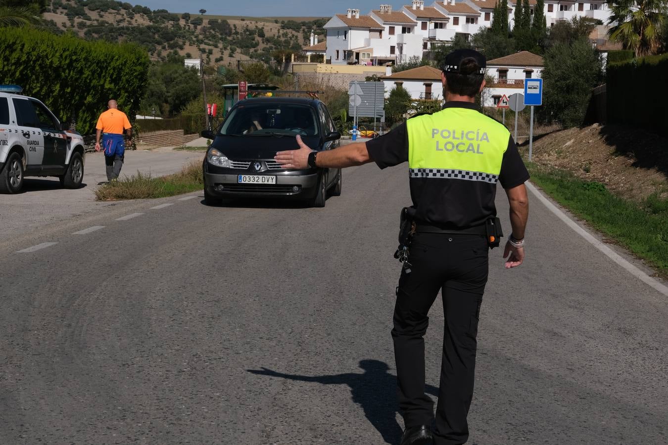 FOTOS: Controles en la Sierra de Cádiz y poco ambiente por las restricciones