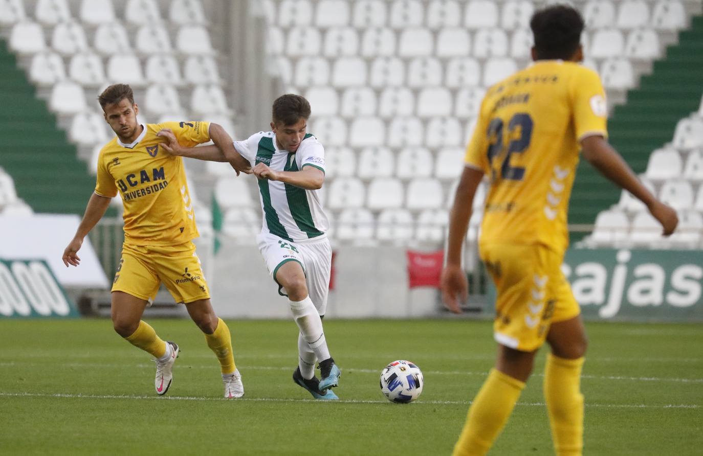 Las mejores jugadas del Córdoba-UCAM Murcia, en imágenes