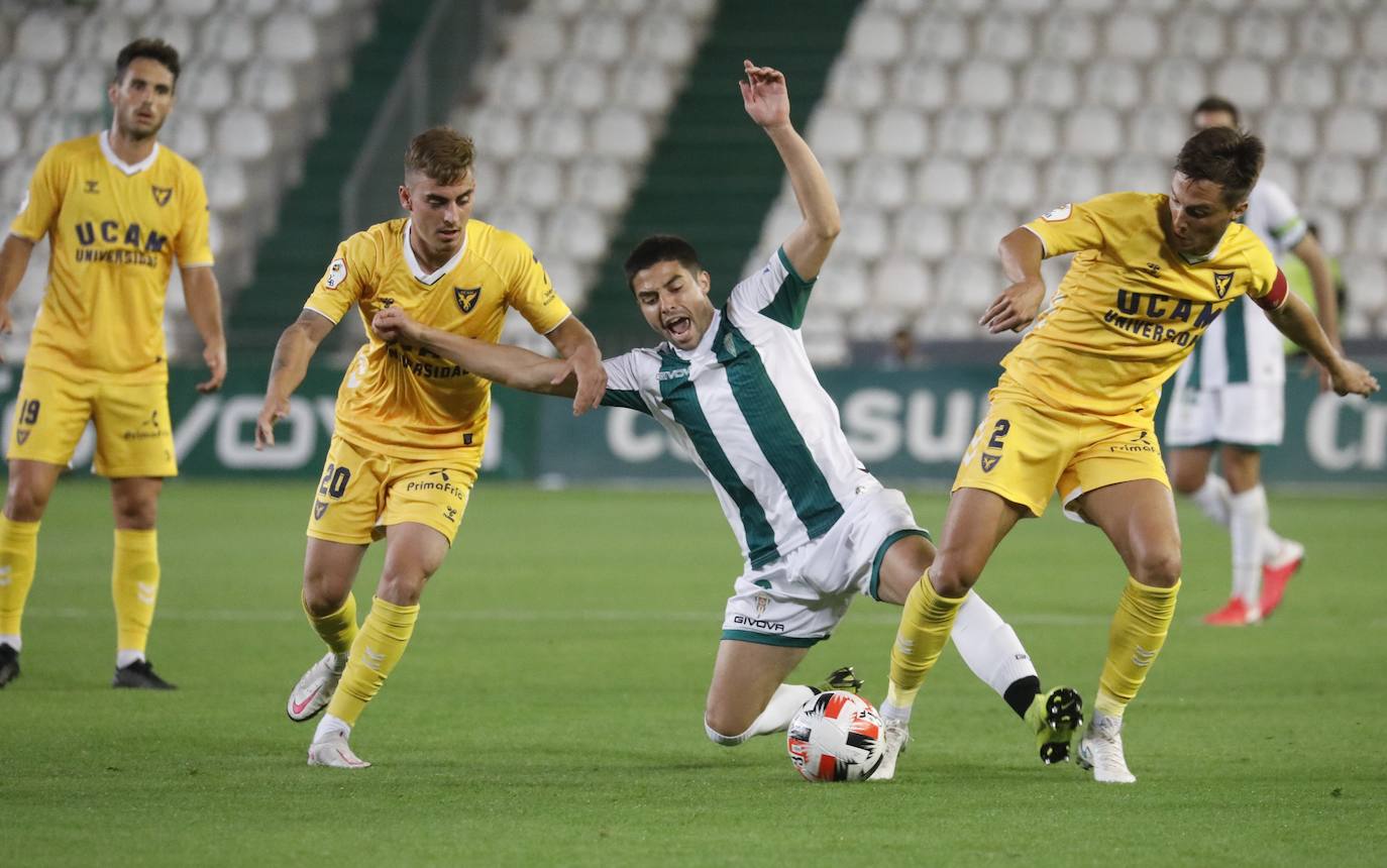 Las mejores jugadas del Córdoba-UCAM Murcia, en imágenes