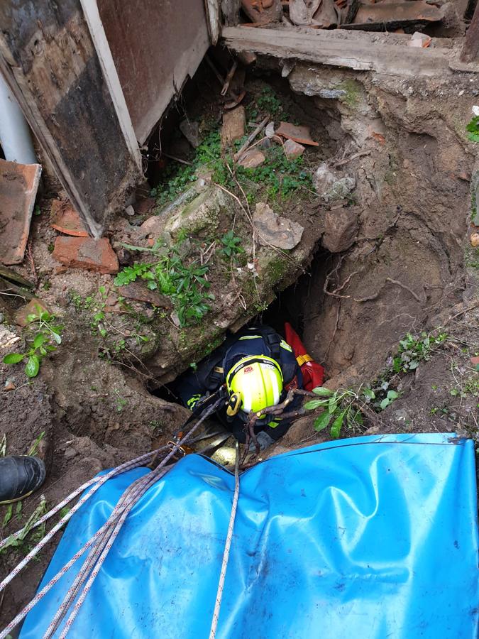 El rescate de los bomberos en Valmojado, en imágenes