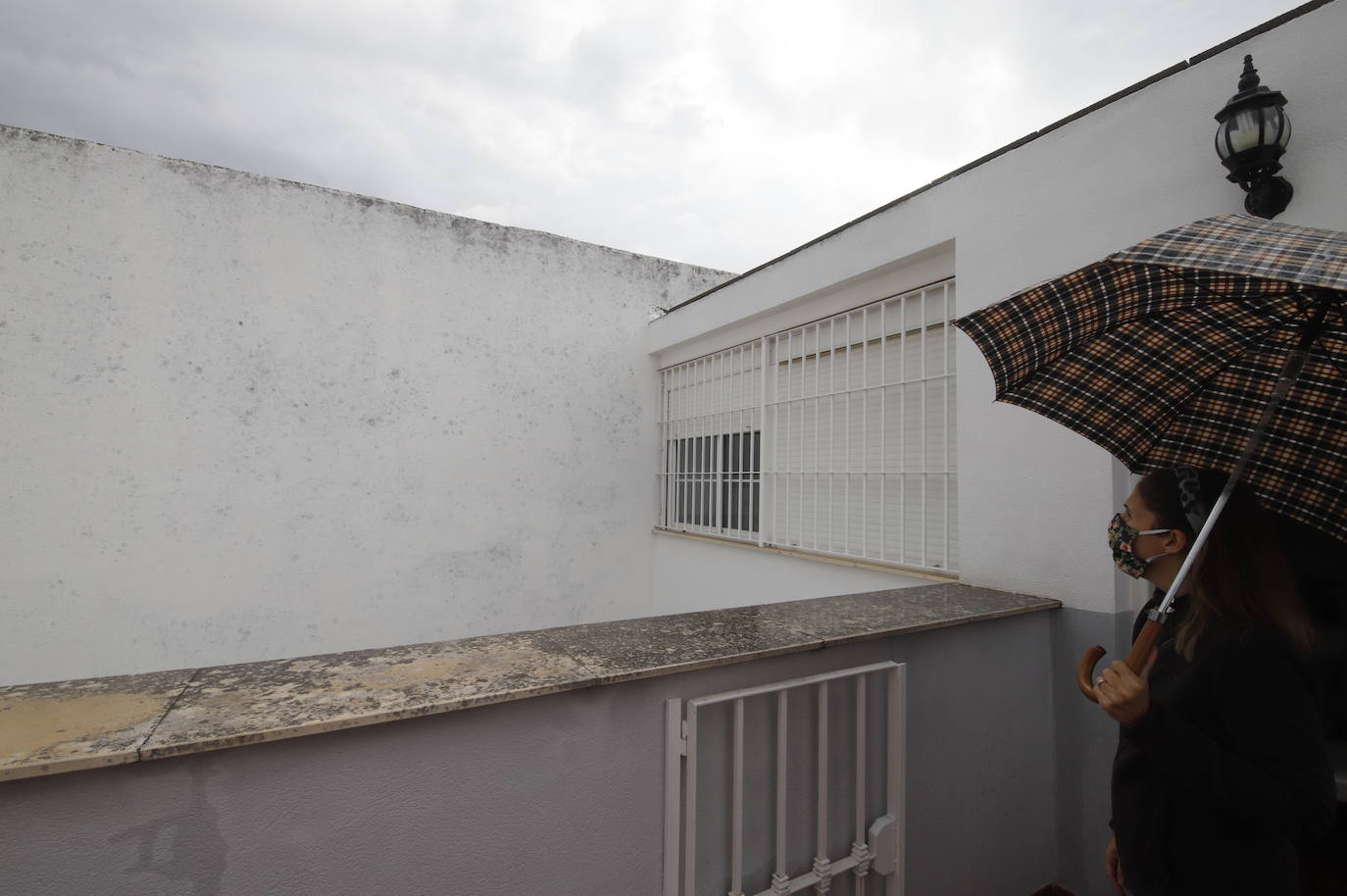 El edificio de María Cristina donde se cayó un muro, en imágenes