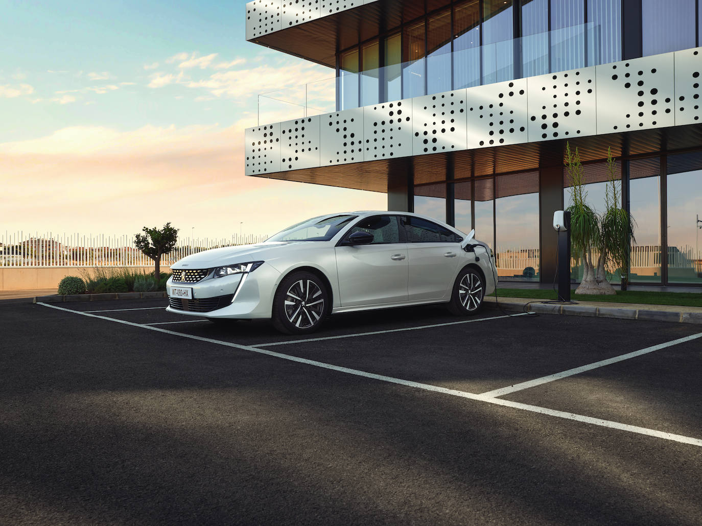 Fotogalería: Peugeot 508 HYbrid