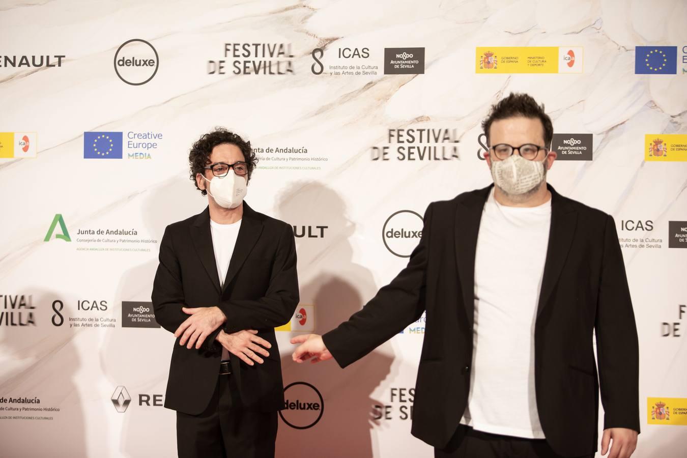 Photocall de los asistentes a la gala de inaugural del Festival de Cine de Sevilla