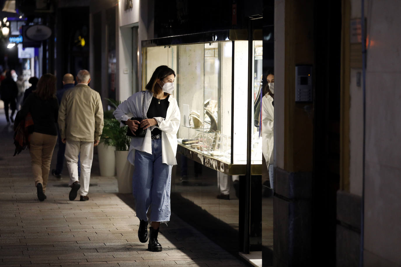 Las nuevas restricciones de la Junta de Andalucía en Córdoba capital, en imágenes