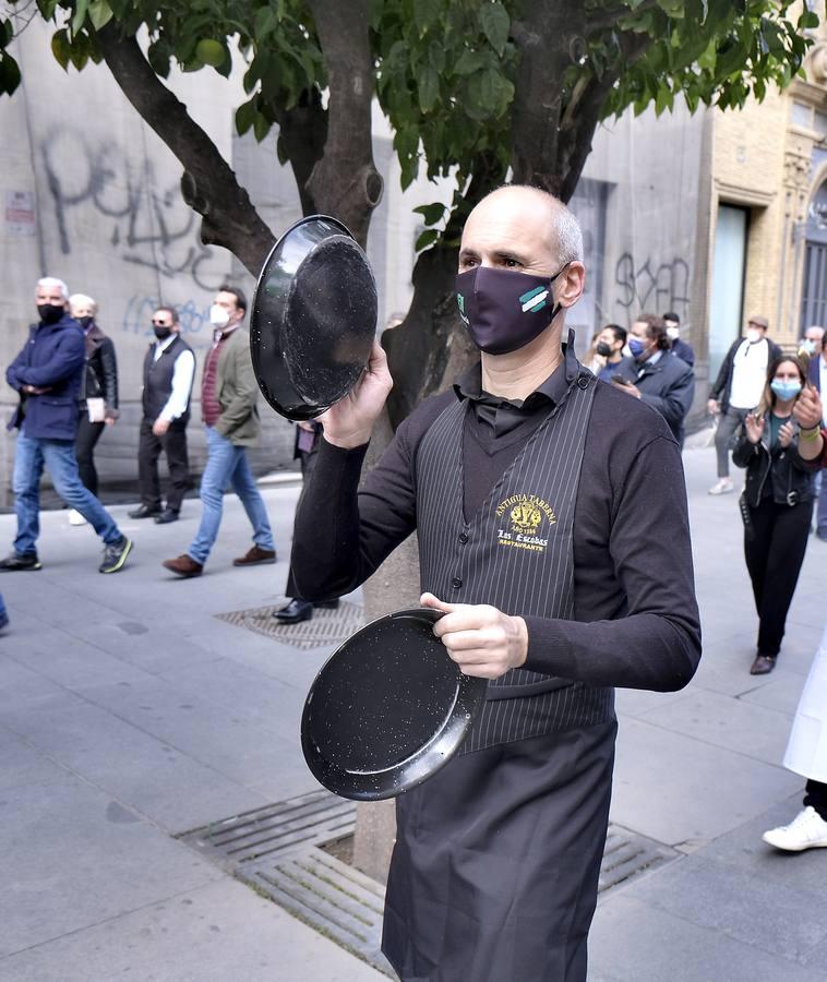 Los hosteleros de Sevilla, en pie de guerra