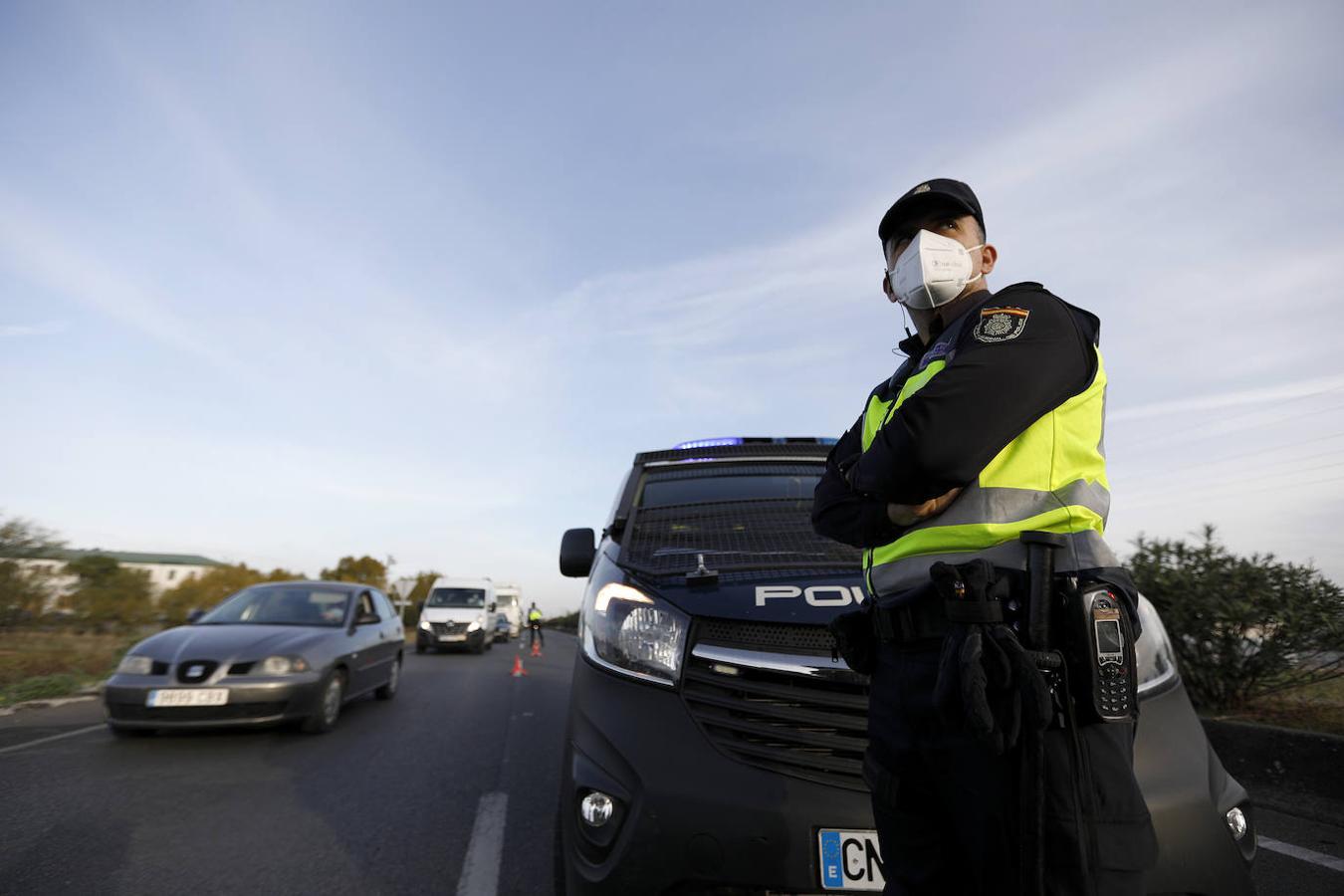 Los controles policiales en Córdoba por el confinamiento, en imágenes