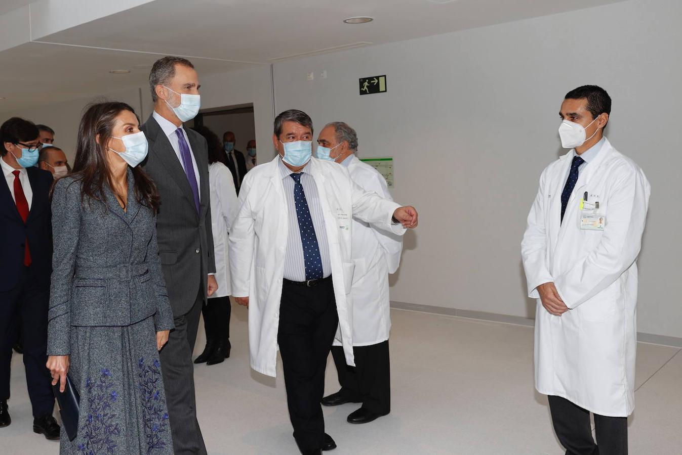 La visita de los Reyes de España al nuevo hospital de Toledo, en imágenes