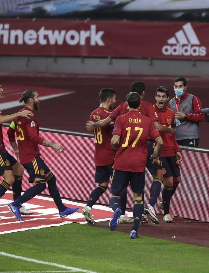 En imágenes, la goleada histórica (6-0) de España a Alemania en Sevilla