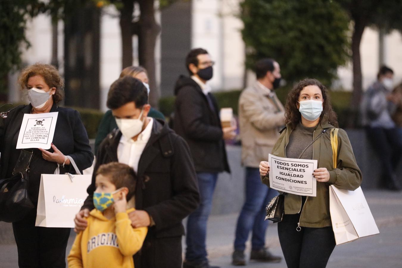 La protesta de los comerciantes del Centro de Córdoba, en imágenes