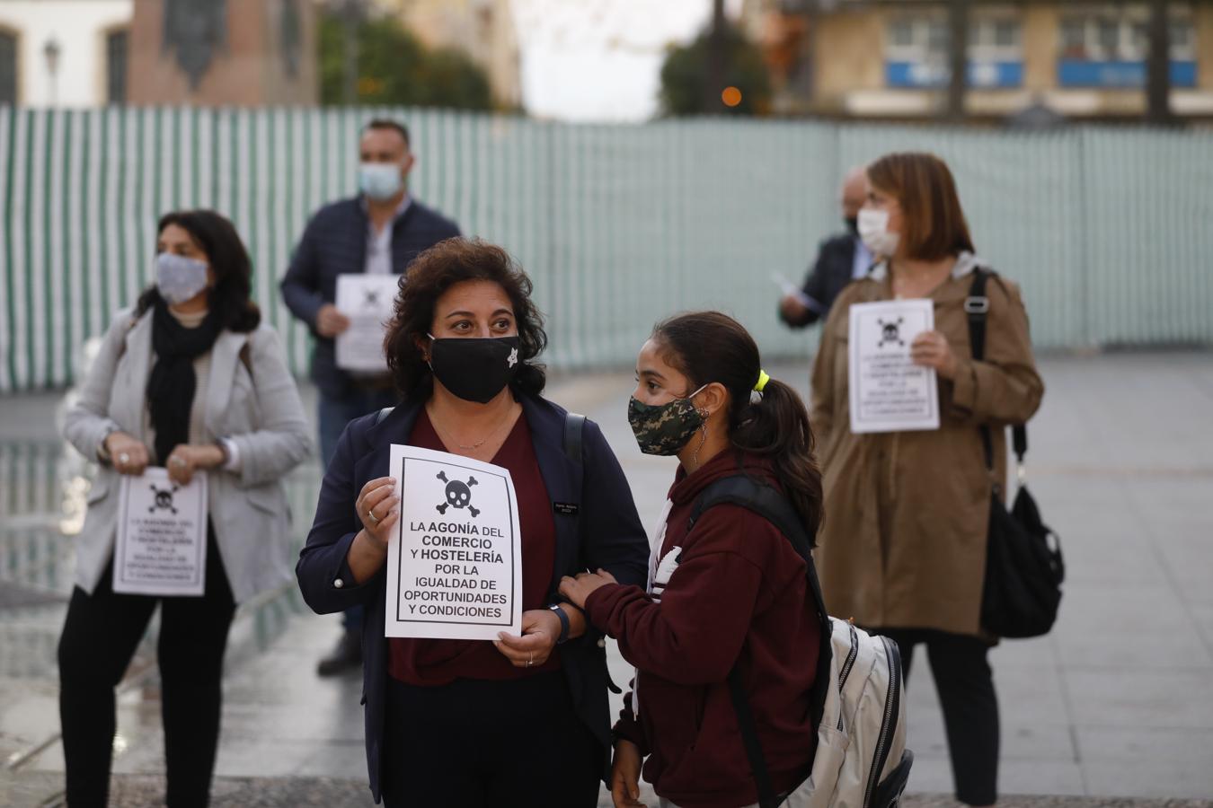 La protesta de los comerciantes del Centro de Córdoba, en imágenes