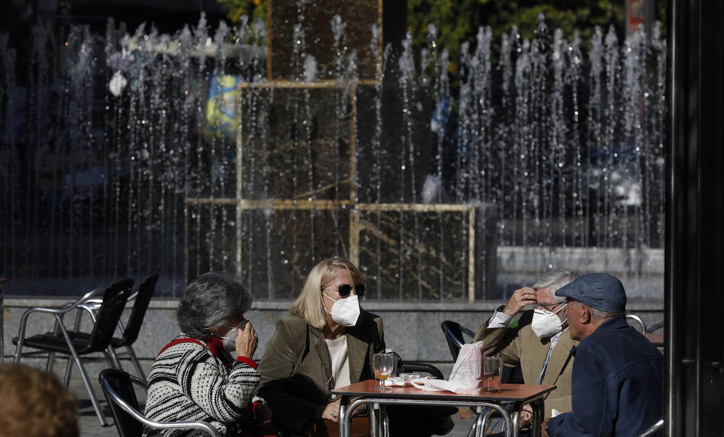 Córdoba bajo el sol de noviembre, en imágenes