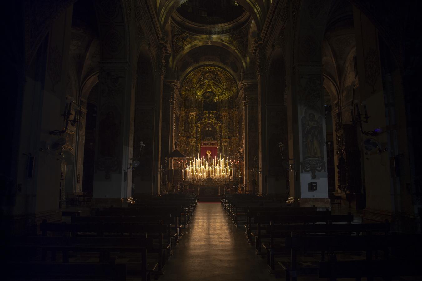 Altar de cultos de la Virgen de la Presentación del Calvario