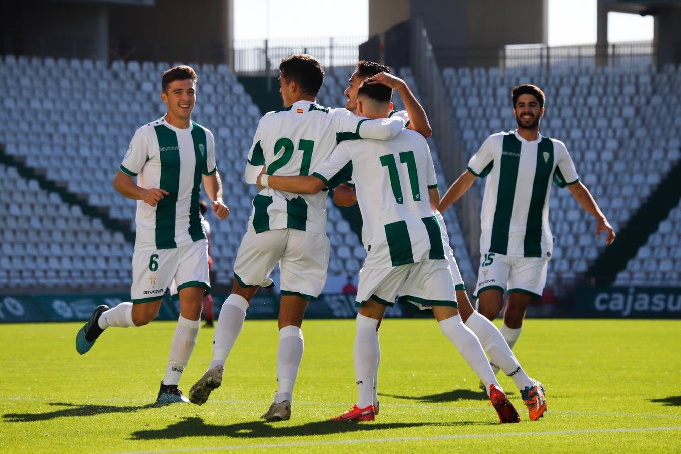 La primera victoria del Córdoba B en El Arcángel ante La Palma, en imágenes