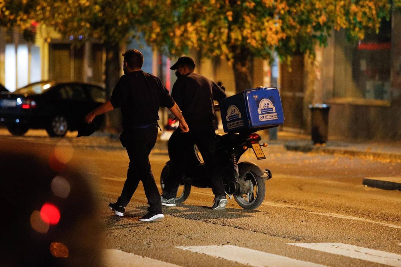 El trabajo de los repartidores en Córdoba, en imágenes