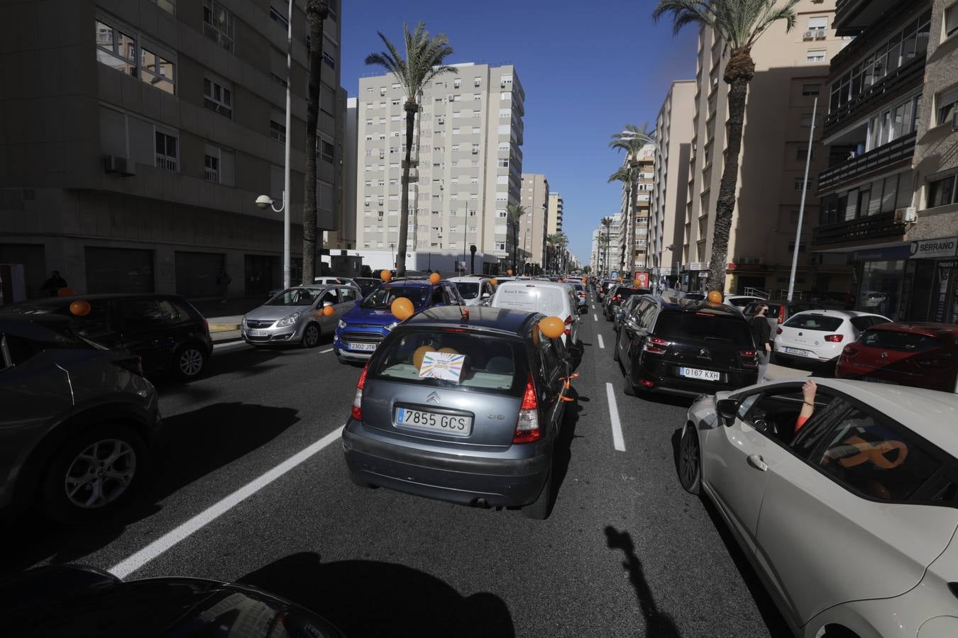 Caravana de vehículos en Cádiz contra «la ley Celaá»